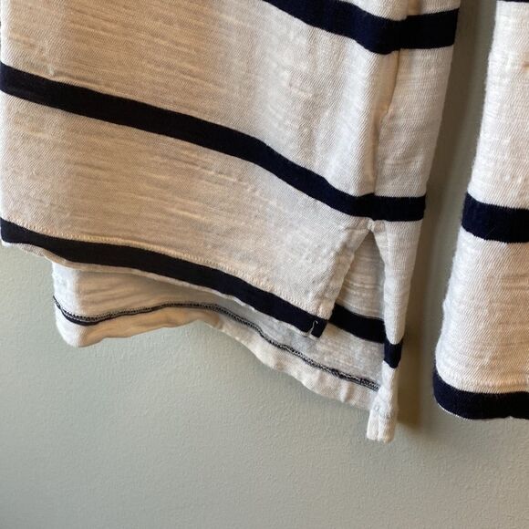 Banana Republic Large long sleeve t shirt blue and white stripes - Picture 4 of 6